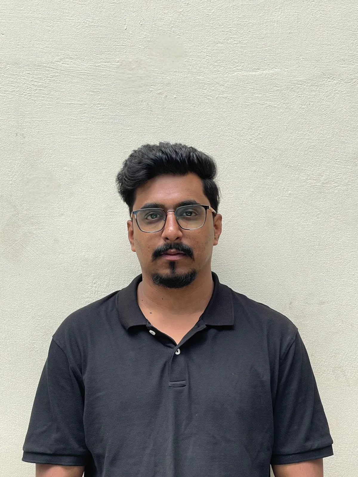 Potrait image of Manoj Gangadhar